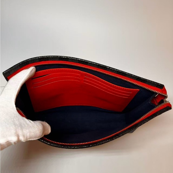 Louis Vuitton Navy and Red Toiletry Bag - Picture 4 of 6